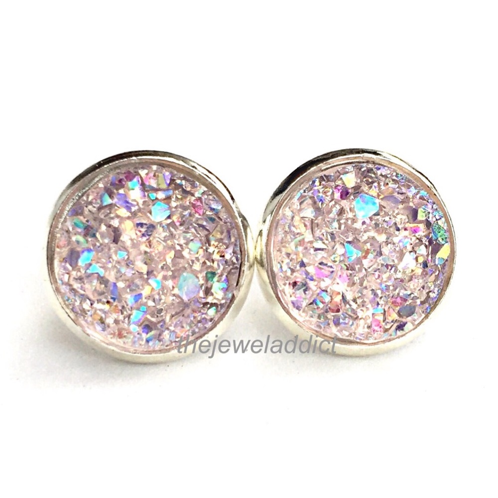 3 for 15🎀very light pink chunky Druzy style studs